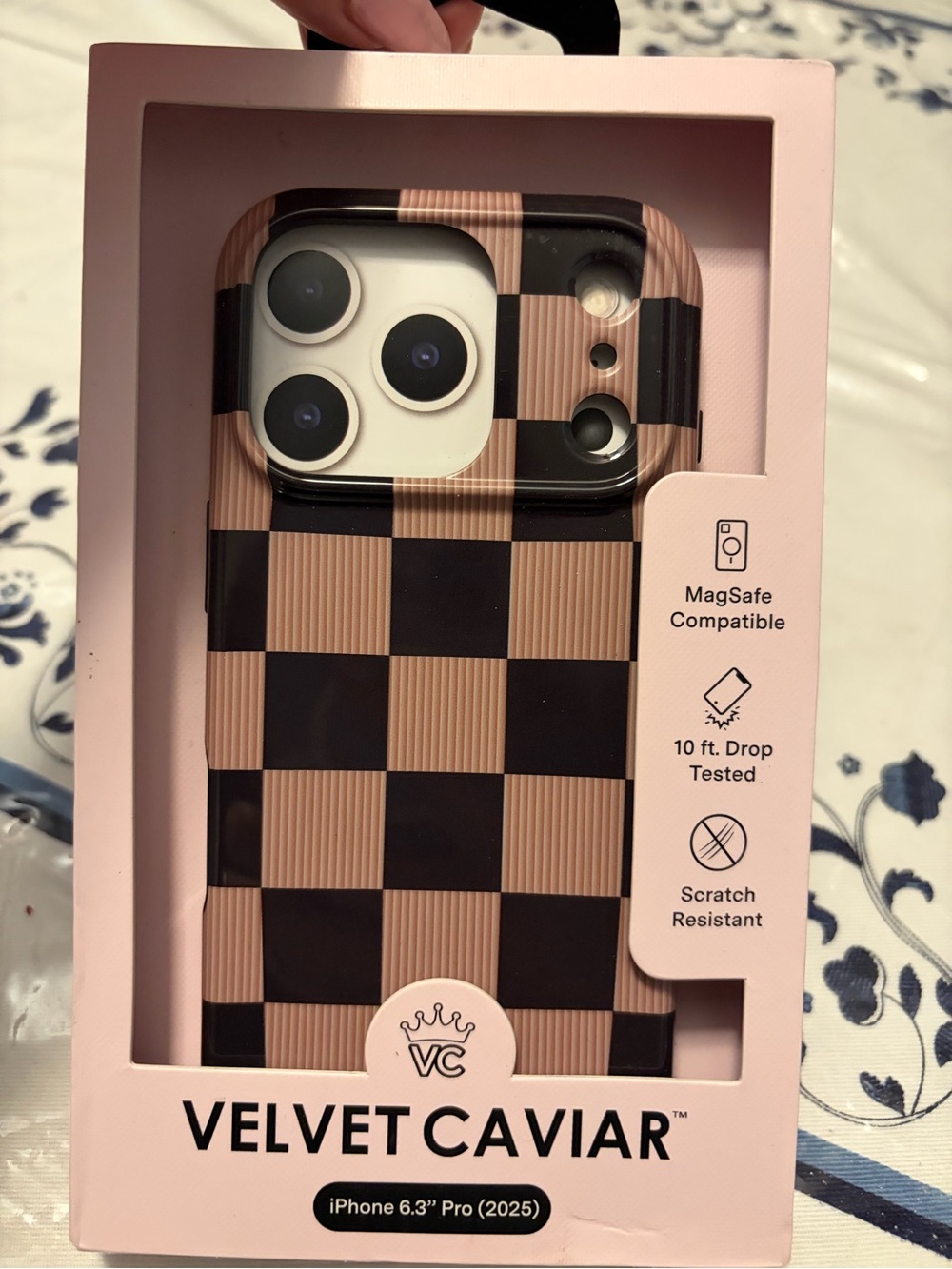 Velvet Caviar iPhone 6.3" Pro (2025) Checkerboard Case in Brown & Black NWT